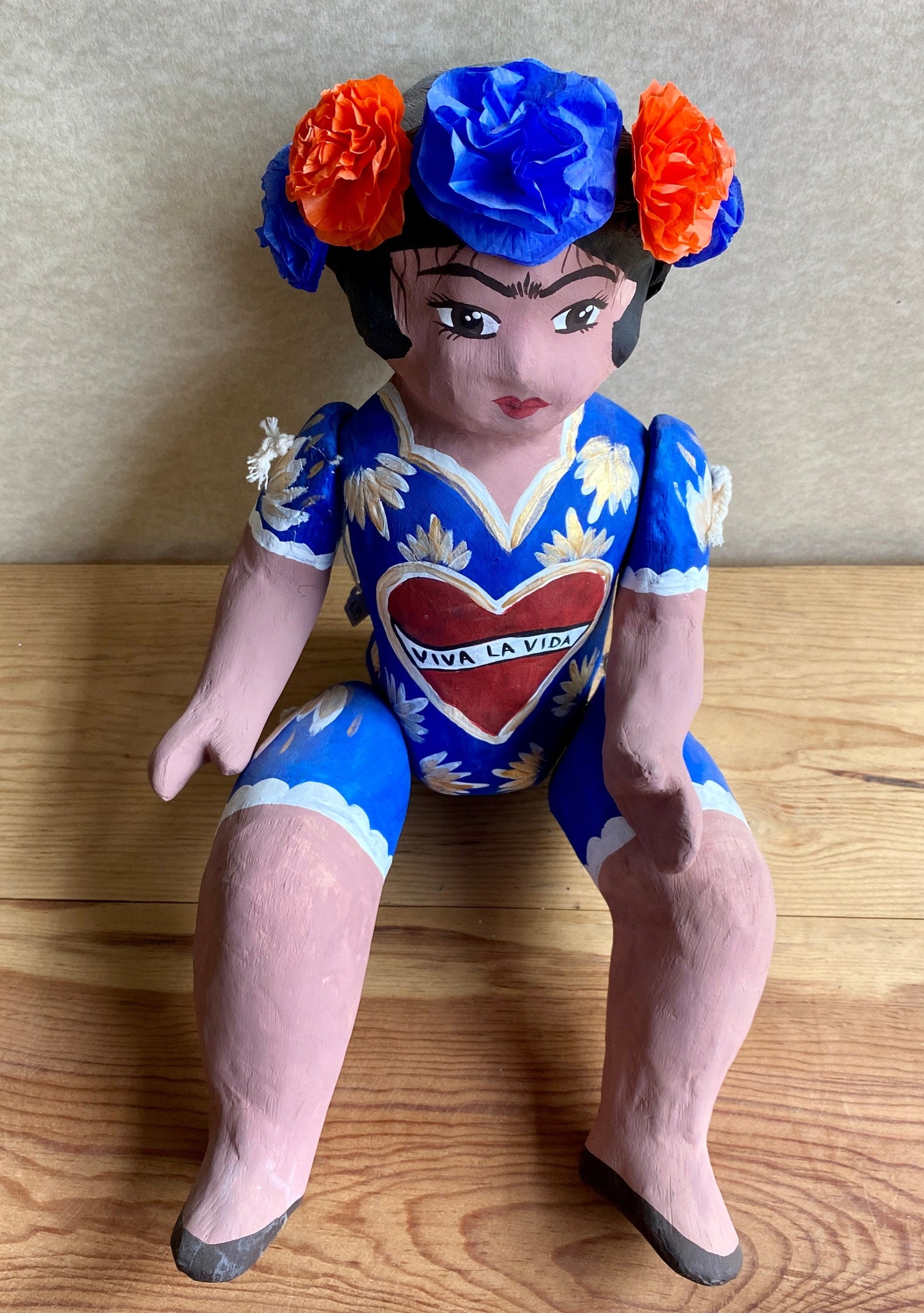 Muñeca de cartón Frida