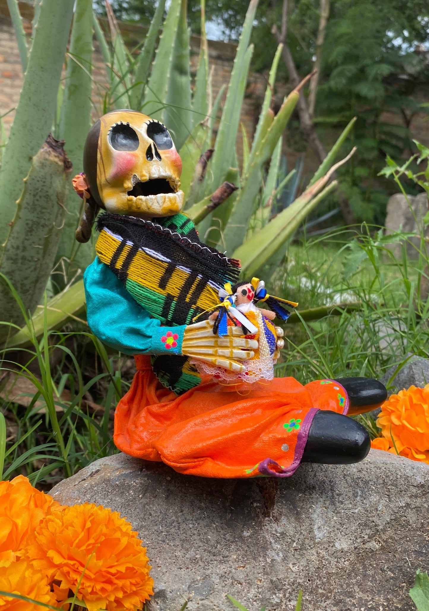 Calavera indita con muñeca Befina