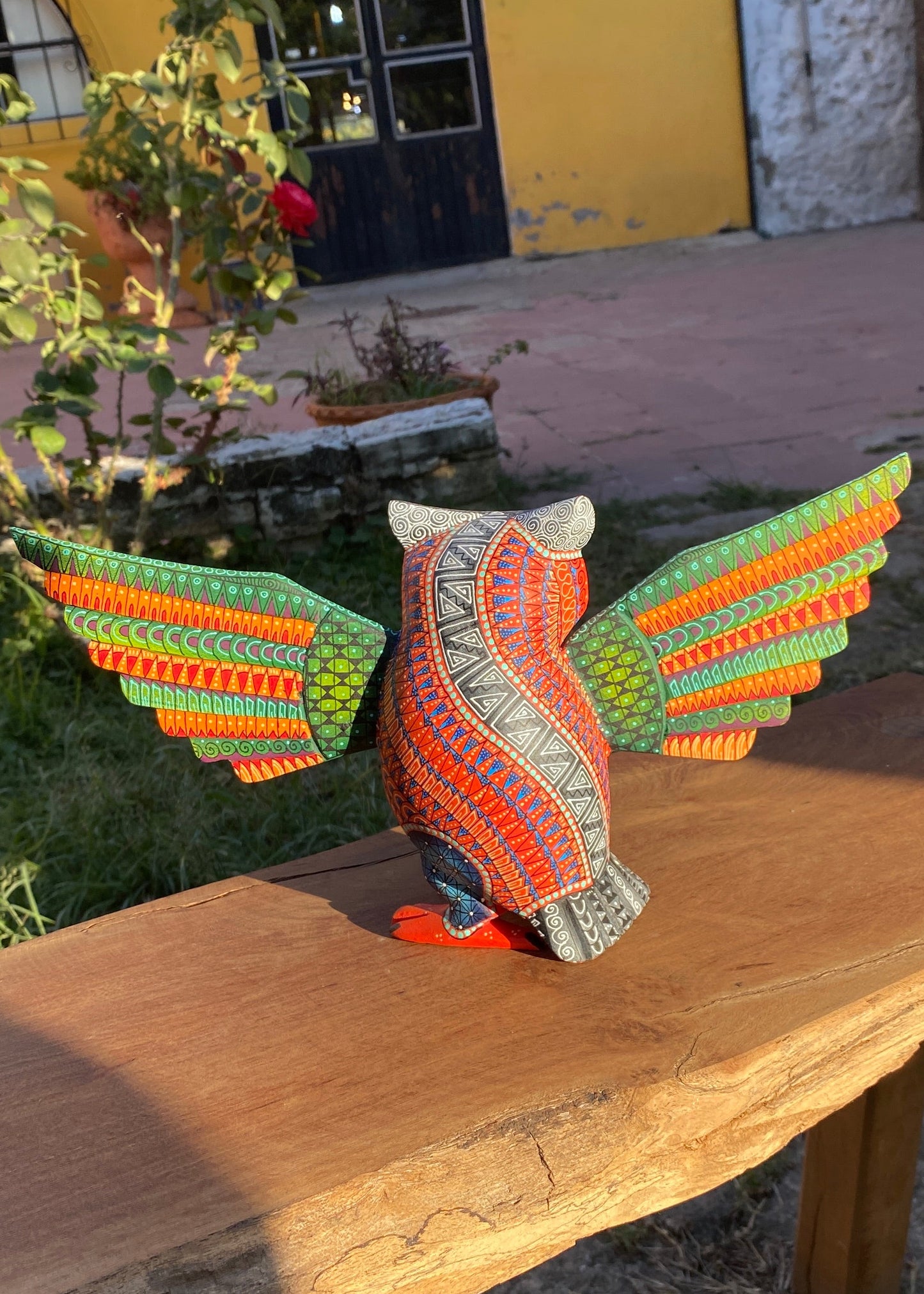 Alebrije Buho Verde / Rojo