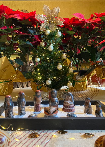 Nacimiento de Barro Bruñido Mini