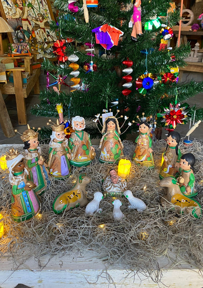 Nacimiento Tradicional #10