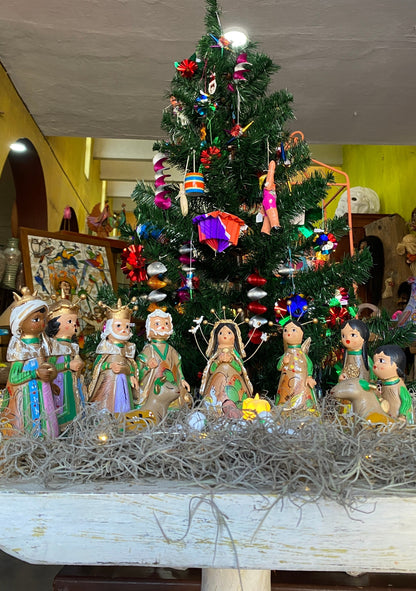 Nacimiento Tradicional #10