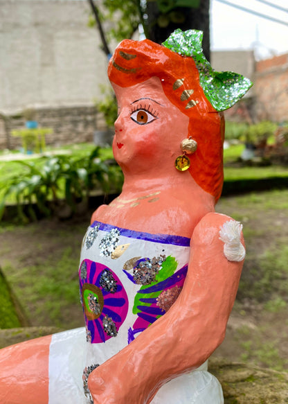 Muñeca de Cartón #3 Blanca