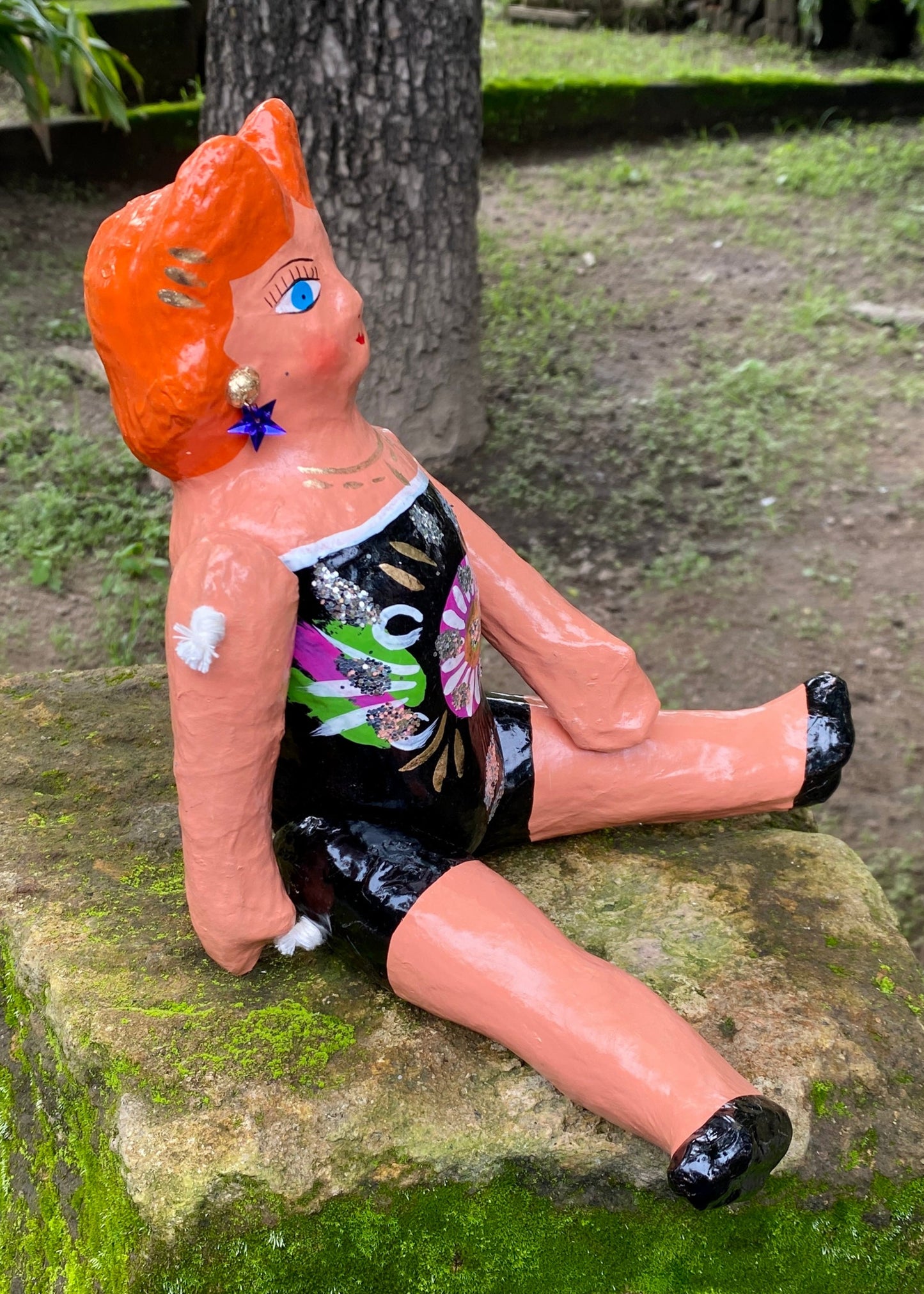 Muñeca de Carton #3 Negra