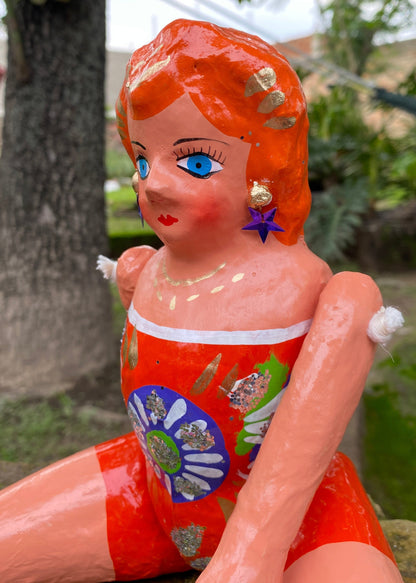 Muñeca de Cartón #3 Naranja