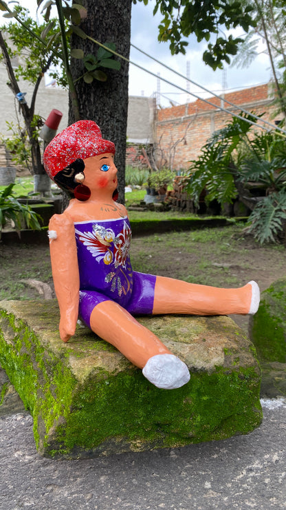 Muñeca de Cartón #4 Morada