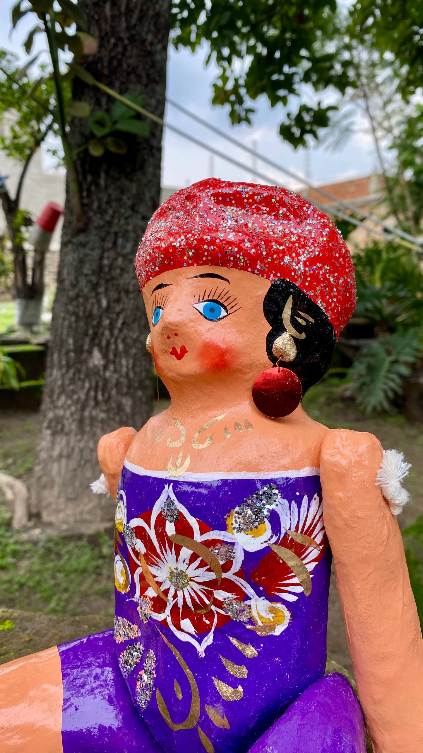 Muñeca de Cartón #4 Morada