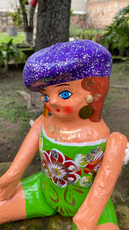 Muñeca de Cartón #4 Verde