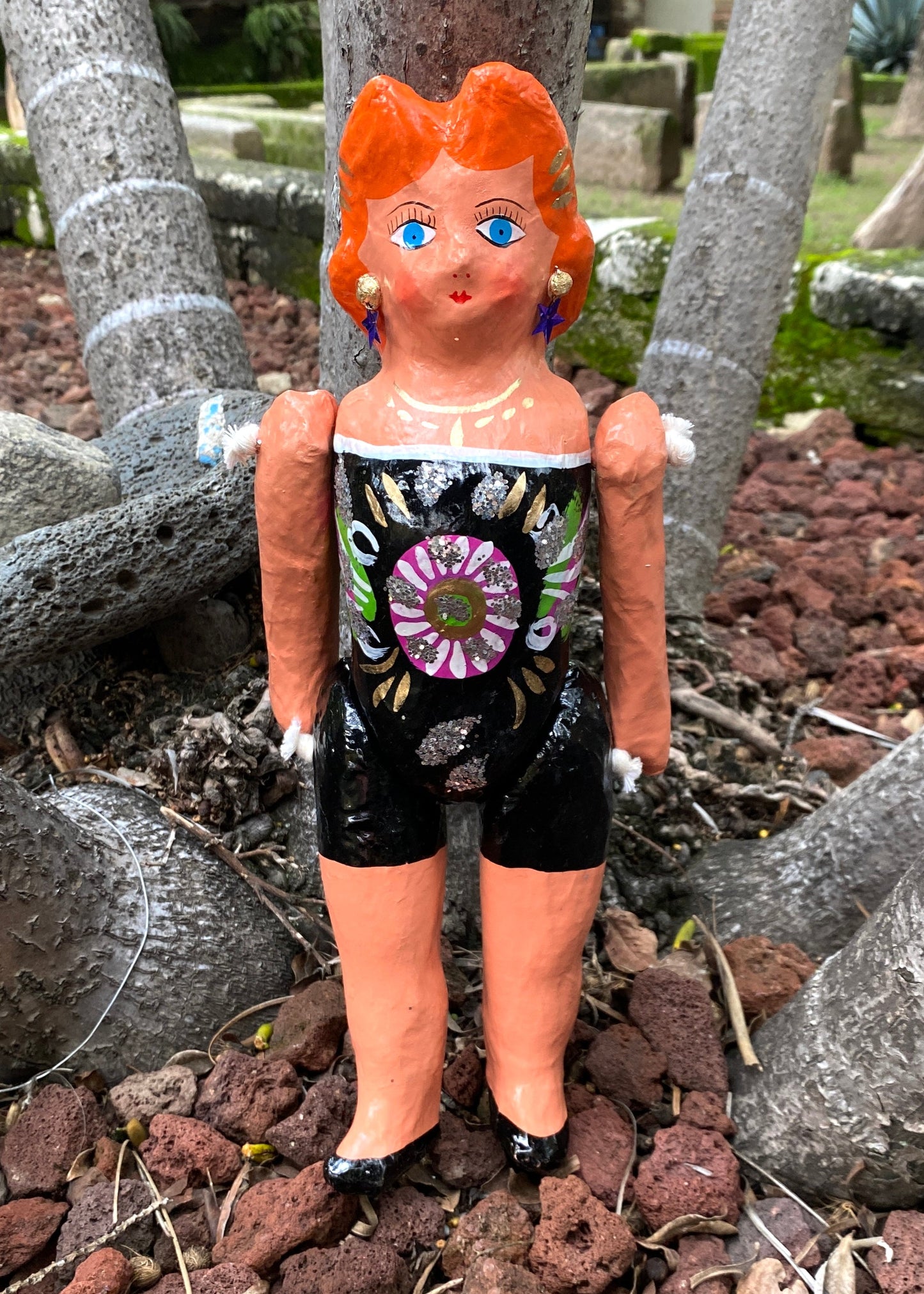 Muñeca de Carton #3 Negra