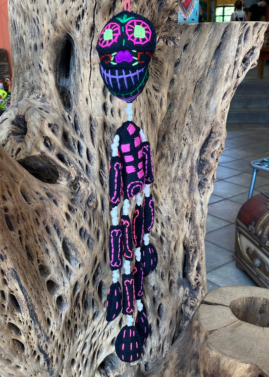 Esqueleto de Lana Negro