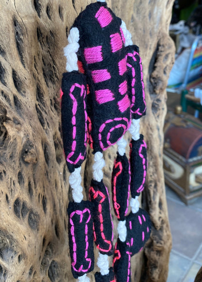 Esqueleto de Lana Negro