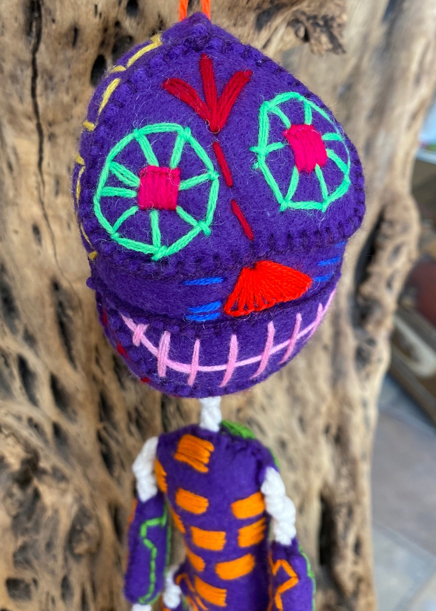 Esqueleto de Lana Morado