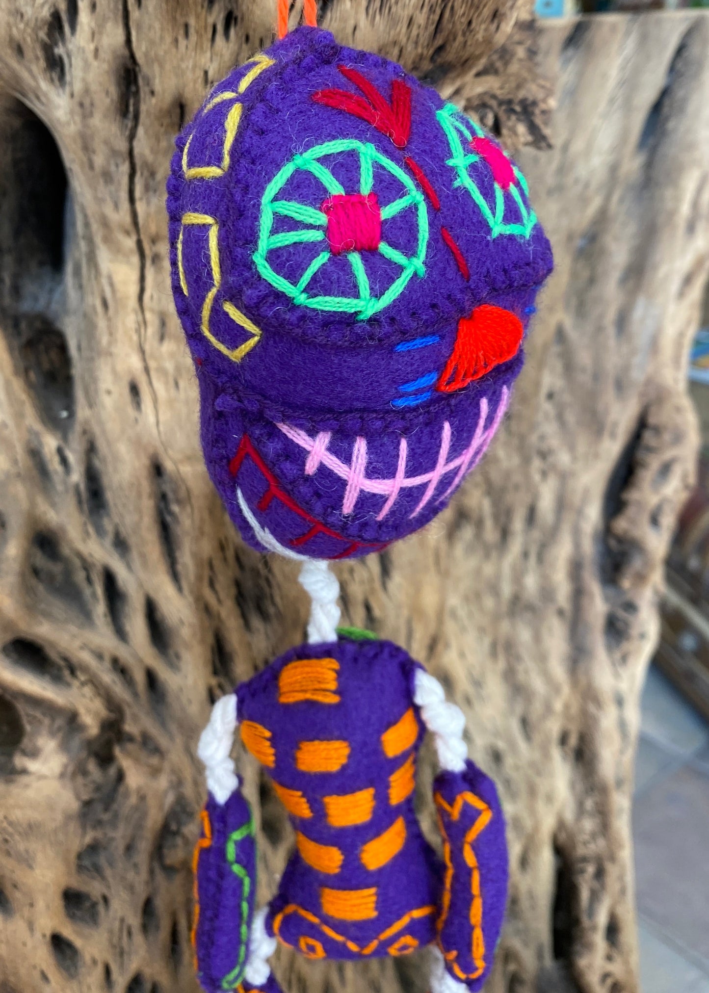 Esqueleto de Lana Morado