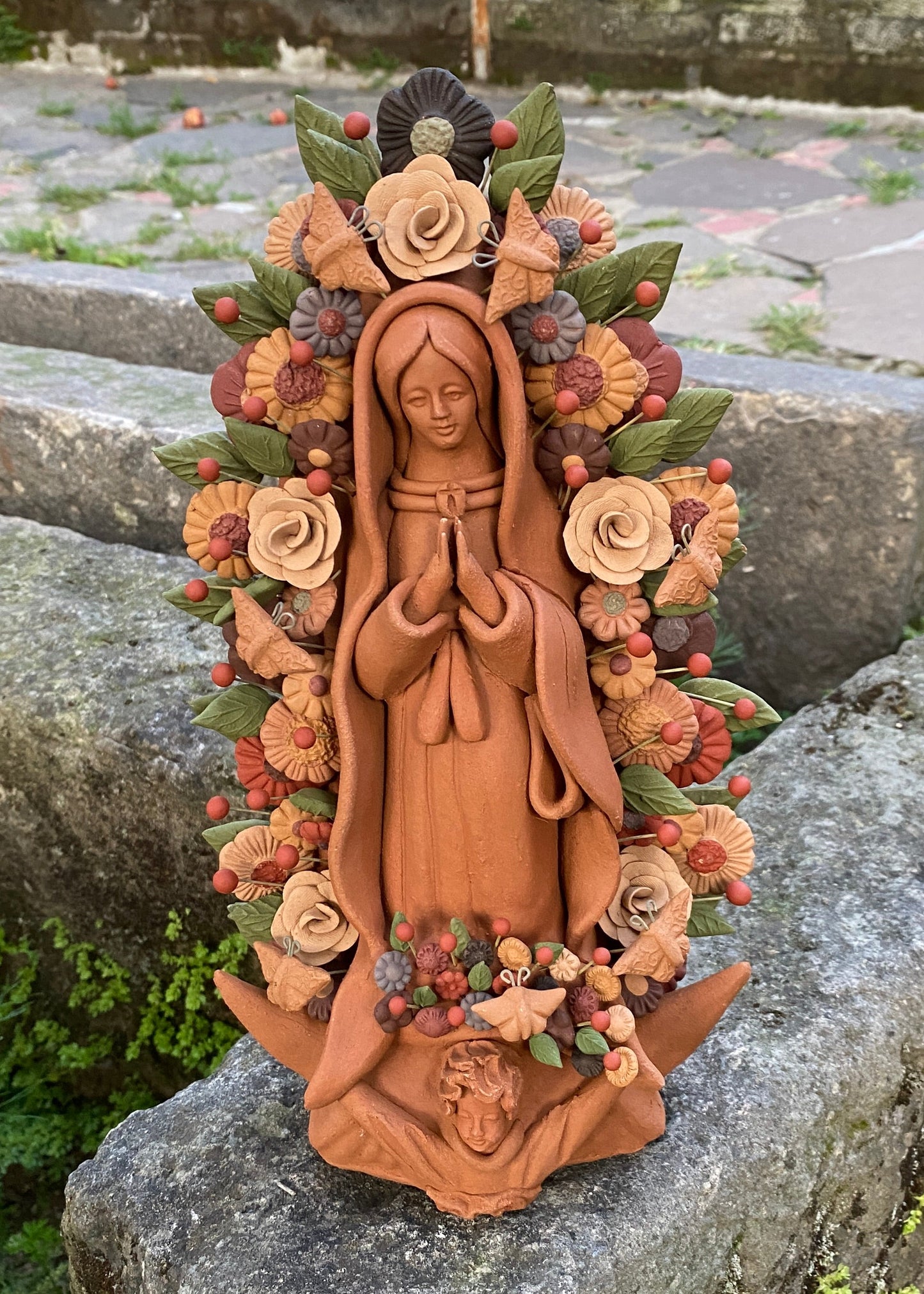 Virgen de Guadalupe 30 cm Pigmento