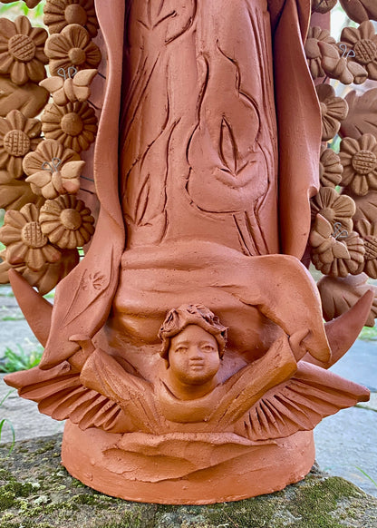 Virgen de Guadalupe de Barro Natural 55 cm