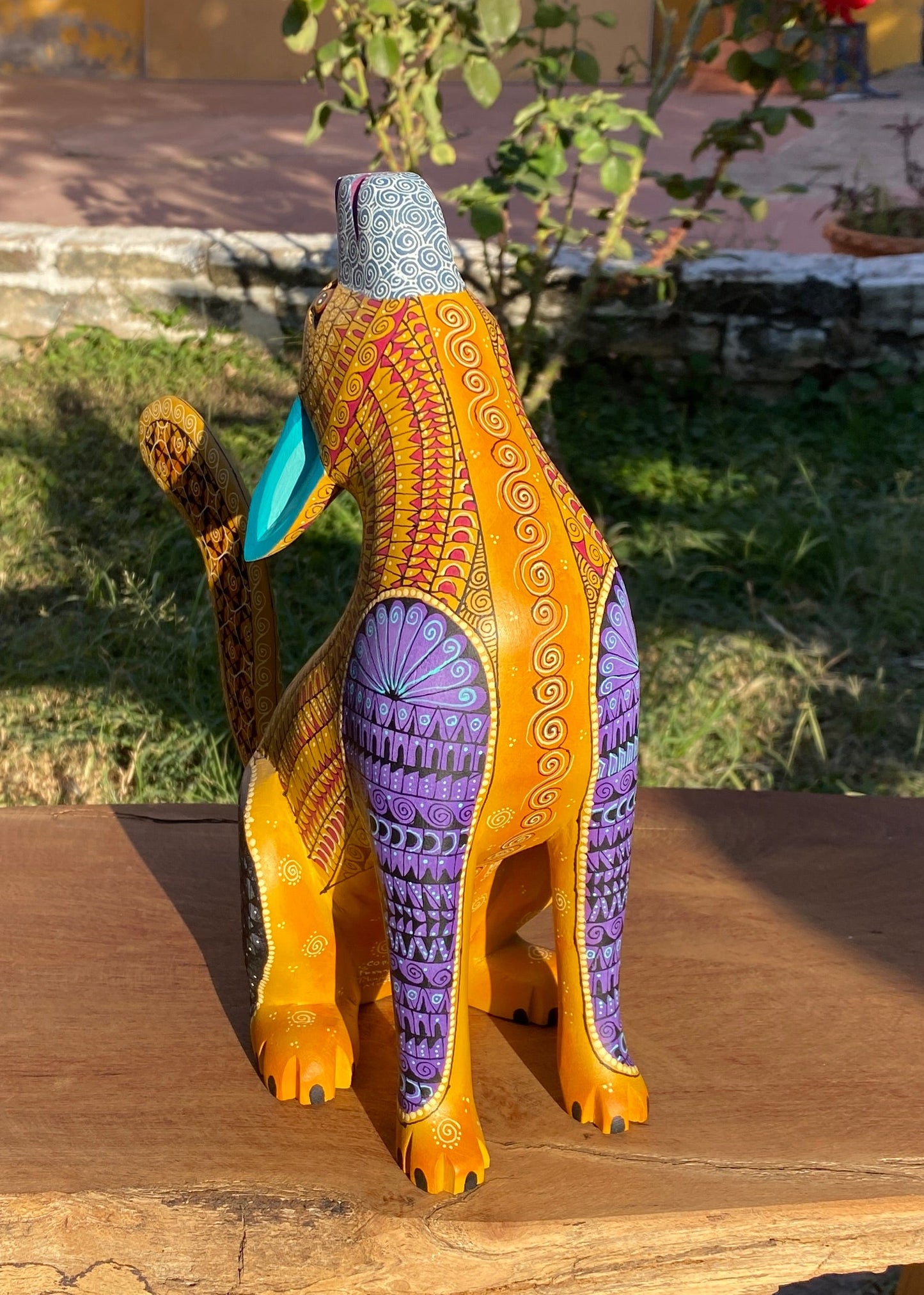 Alebrije Coyote Mostaza
