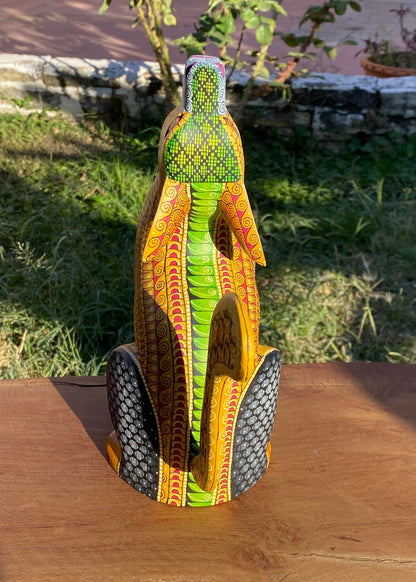 Alebrije Coyote Mostaza
