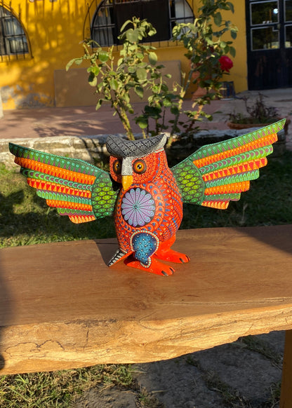 Alebrije Buho Verde / Rojo