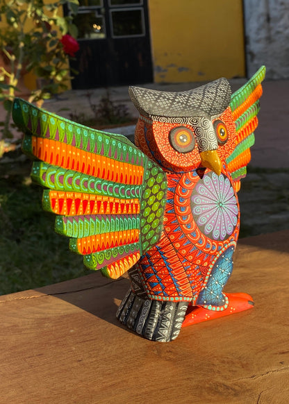 Alebrije Buho Verde / Rojo