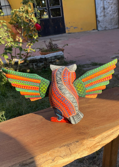 Alebrije Buho Verde / Rojo
